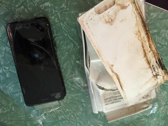 iPhone 7爆炸