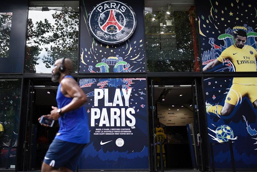 内马尔为什么转会巴黎 内马尔转会巴黎原因-起