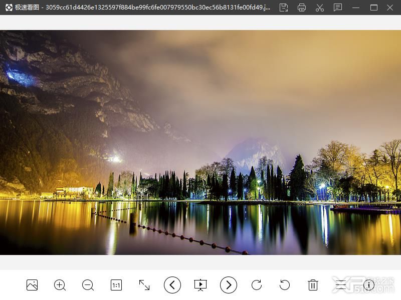 极速看图软件 v1.2.8.2205 官方版
